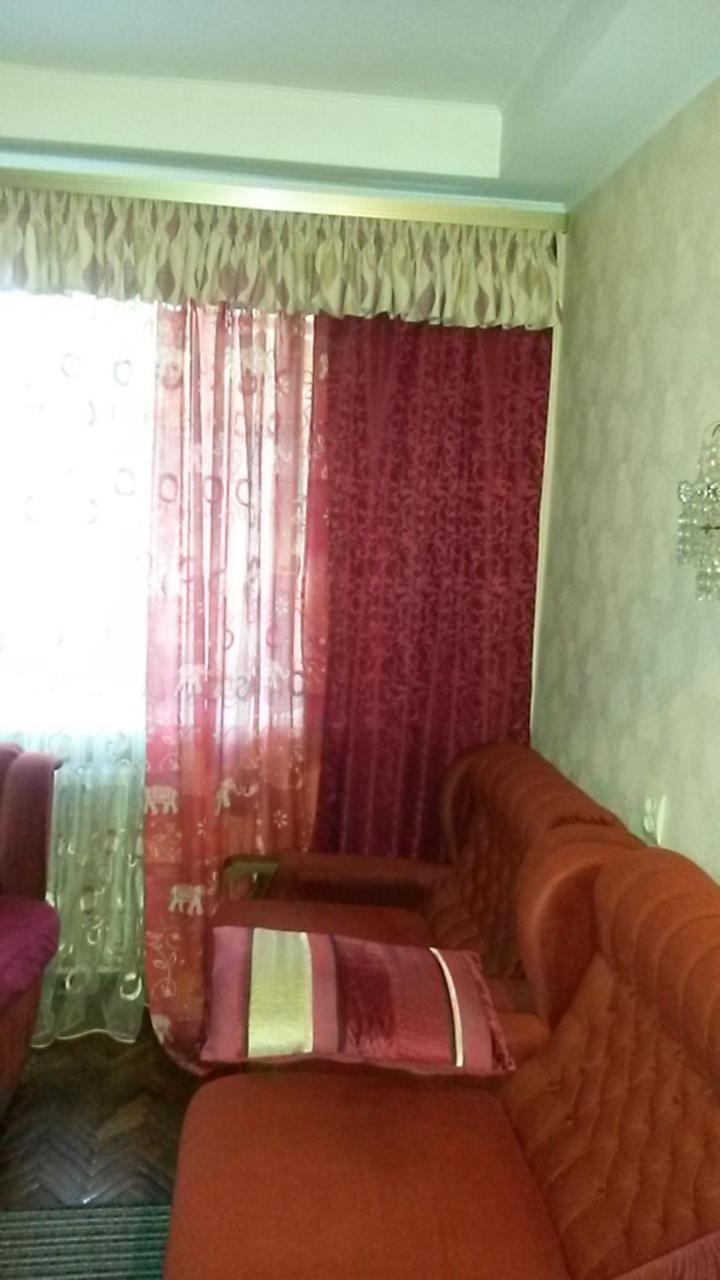 Apartment On Rusanivska Naberezhnaya 22 Kiev Buitenkant foto